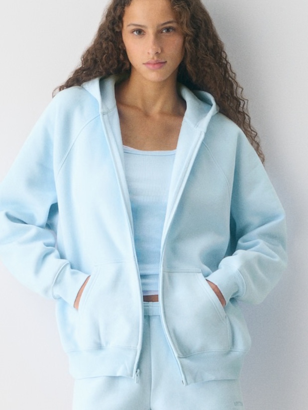 Aritzia set in Villa Blue